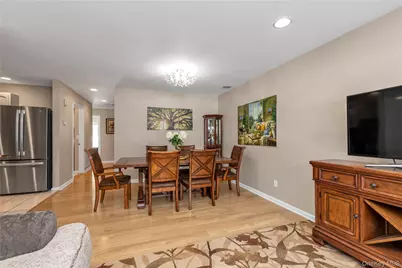 899 Altessa Boulevard, Melville, NY 11747 - Photo 5