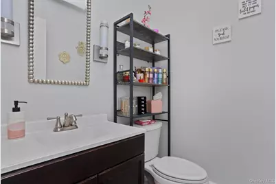 64 Foxwood Drive #8, Pleasantville, NY 10570 - Photo 17