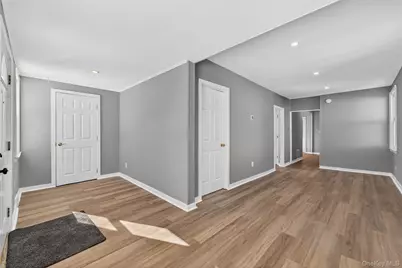 [Address not provided], Riverhead, NY 11901 - Photo 5