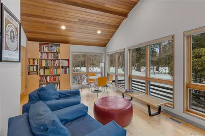 46 Locust Lane, Northport, NY 11768 - Photo 7