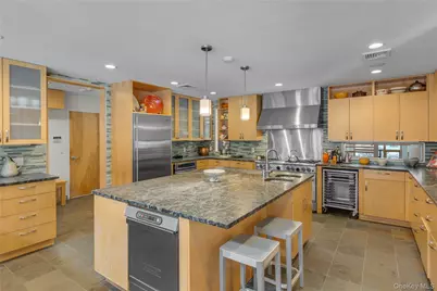 46 Locust Lane, Northport, NY 11768 - Photo 11