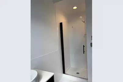 146 Jefferson Avenue #B, Mineola, NY 11501 - Photo 7