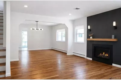 146 Jefferson Avenue #B, Mineola, NY 11501 - Photo 3