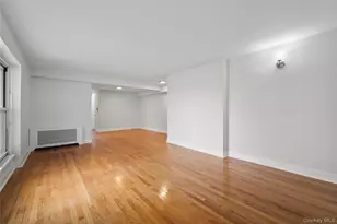 730 Pelham Rd, New Rochelle, NY 10805 - Photo 9