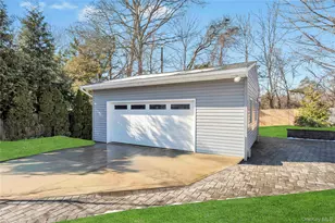 93 Eastwood Blvd, Centereach, NY 11720 - Photo 7