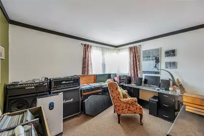 93 Eastwood Boulevard, Centereach, NY 11720 - Photo 31