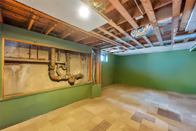 93 Eastwood Boulevard, Centereach, NY 11720 - Photo 35