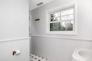 9 Helens Ln, Southampton, NY 11968 - Photo 23