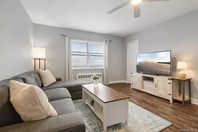 560 Tuckahoe Road #4B, Yonkers, NY 10710 - Photo 5