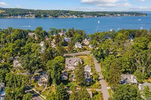 227 Prospect Ave, Sea Cliff, NY 11579 - Photo 3