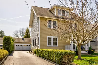 28 Lindbergh Street, Locust Valley, NY 11560 - Photo 3