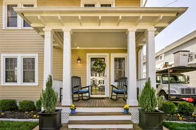 28 Lindbergh Street, Locust Valley, NY 11560 - Photo 5