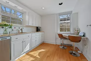 401 Heathcote Rd, Scarsdale, NY 10583 - Photo 11