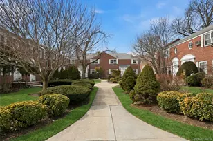 263-33 73rd Ave, Glen Oaks, NY 11004 - Photo 3