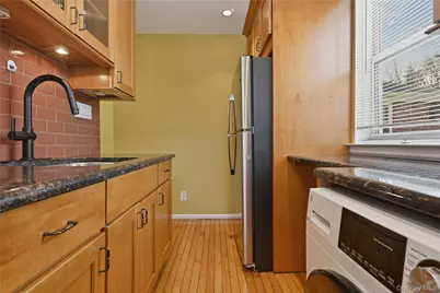 263-33 73rd Avenue #97A72, Glen Oaks, NY 11004 - Photo 17