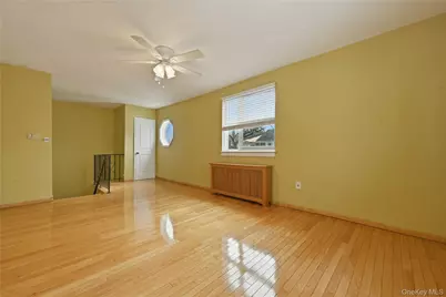 263-33 73rd Avenue #97A72, Glen Oaks, NY 11004 - Photo 9