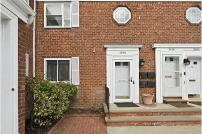 263-33 73rd Avenue #97A72, Glen Oaks, NY 11004 - Photo 5