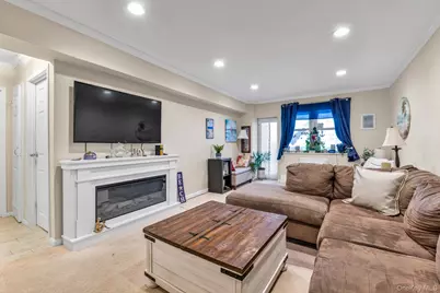 55 Monroe Boulevard #5R, Long Beach, NY 11561 - Photo 3