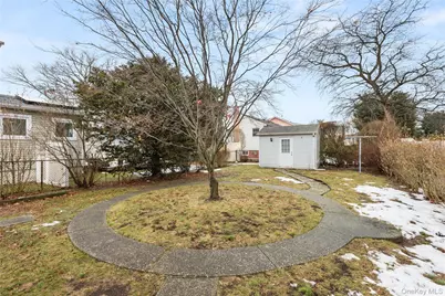 2341 Dobson Avenue, Merrick, NY 11566 - Photo 19