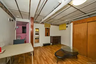 109-11 207th St, Queens Village, NY 11429 - Photo 15