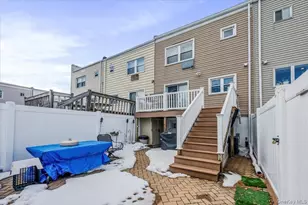 512 Prentiss Ave, Bronx, NY 10465 - Photo 21