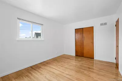 34 Lockwood Avenue, Yonkers, NY 10701 - Photo 13