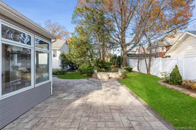 105 Jefferson Street, Garden City, NY 11530 - Photo 27