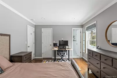 105 Jefferson Street, Garden City, NY 11530 - Photo 15