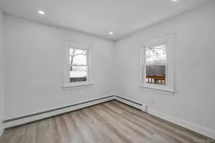 78 Adirondack Dr, Selden, NY 11784 - Photo 15