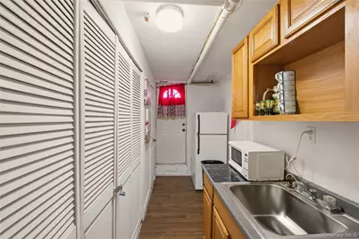 11007 172nd Street, Jamaica, NY 11433 - Photo 17