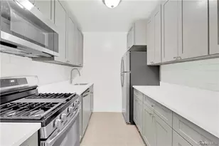 700 Scarsdale Ave, Scarsdale, NY 10583 - Photo 5