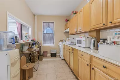 3425 Dekalb Avenue, Bronx, NY 10467 - Photo 7