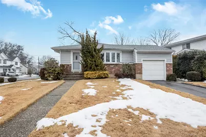 101 Franklin Street, Massapequa Park, NY 11762 - Photo 1
