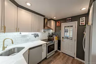 3 Brook Ln, Levittown, NY 11756 - Photo 5