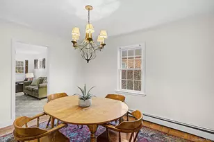 91 Ireland Pl, Amityville, NY 11701 - Photo 11