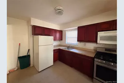 30-48 82nd Street, East Elmhurst, NY 11370 - Photo 5