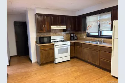 40 Parker Avenue #1, Poughkeepsie, NY 12601 - Photo 1