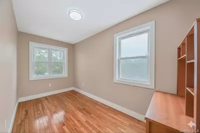 20202 109th Avenue, Saint Albans, NY 11412 - Photo 3