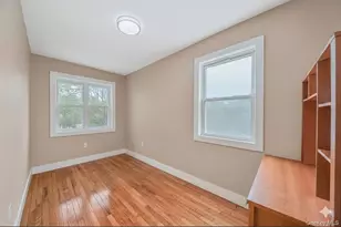 202-02 109th Ave, Saint Albans, NY 11412 - Photo 3