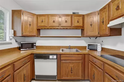 128D Columbia Court #D, Yorktown Heights, NY 10598 - Photo 15