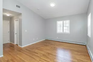 78 B Ashwood Rd, Port Washington, NY 11050 - Photo 25