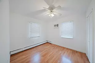 723 W Main St, Riverhead, NY 11901 - Photo 7