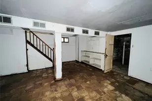 135-33 234th Pl, Rosedale, NY 11422 - Photo 27