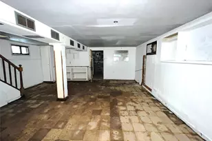 135-33 234th Pl, Rosedale, NY 11422 - Photo 25