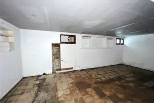 135-33 234th Pl, Rosedale, NY 11422 - Photo 29