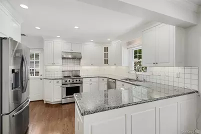 9 Bulkley Manor, Rye, NY 10580 - Photo 5