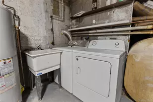 840 E Broadway, Long Beach, NY 11561 - Photo 21