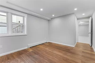 840 E Broadway #lower, Long Beach, NY 11561 - Photo 9