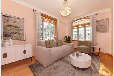 84-29 Kendrick Place, Jamaica, NY 11432 - Photo 9