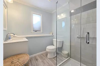 165 Edgewater Avenue, Bayport, NY 11705 - Photo 11